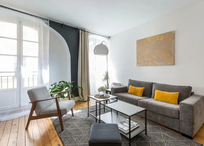 Bouquiere Apartamento